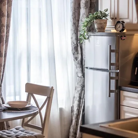 Appartement Elegant In Historical Centre & Free Locked Parking Riga